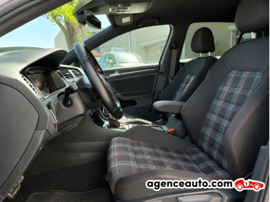 Volkswagen Golf — 8