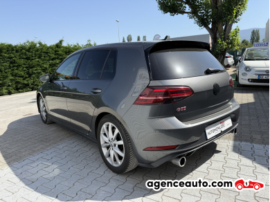 Volkswagen Golf — 5