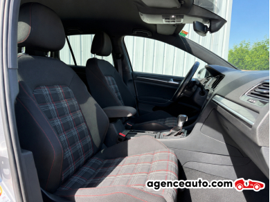 Volkswagen Golf — 12