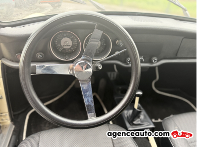 Volkswagen Karmann Ghia — 9