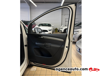 Volkswagen Sharan — 33