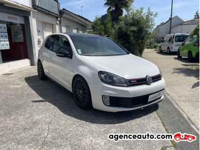 Volkswagen Golf — 3