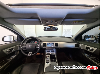 Jaguar XF — 15