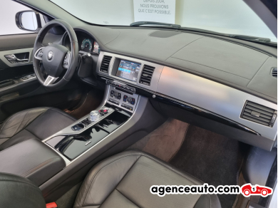 Jaguar XF — 20