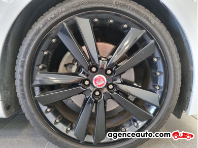Jaguar XF — 32