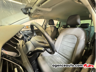Volkswagen Golf — 16
