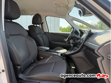 Renault Grand Scenic — 12