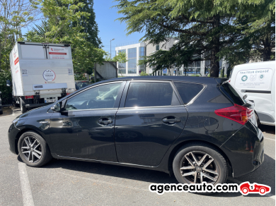 Toyota Auris — 4