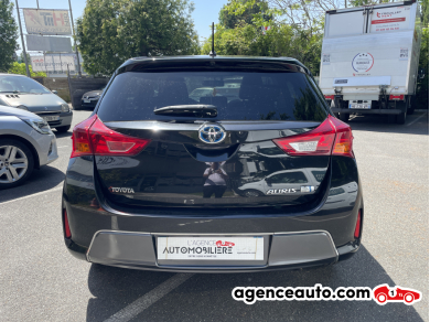 Toyota Auris — 6