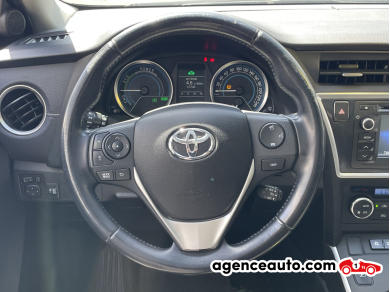 Toyota Auris — 14