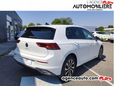 Volkswagen Golf — 7