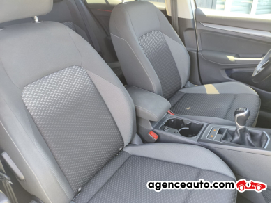 Volkswagen Golf — 17