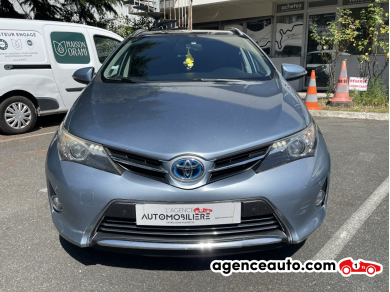 Toyota Auris Touring Sport — 2