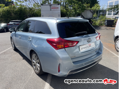 Toyota Auris Touring Sport — 5