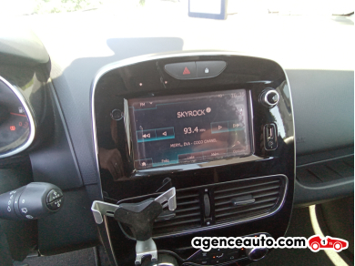 Renault Clio — 12