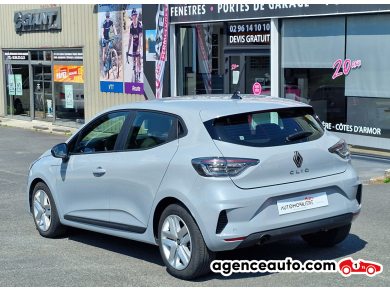 Renault Clio — 8