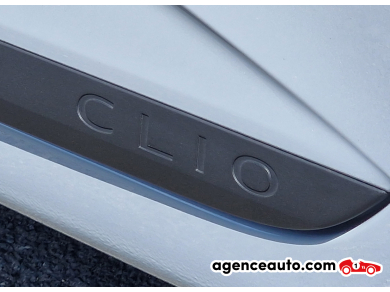Renault Clio — 32