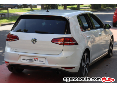 Volkswagen Golf — 7