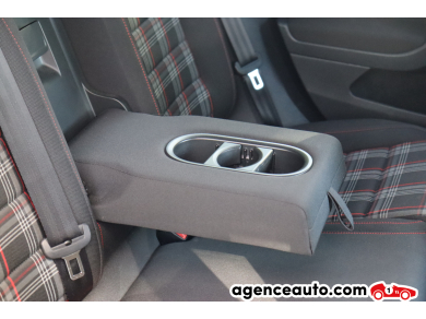 Volkswagen Golf — 25