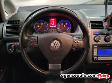Volkswagen Touran — 15