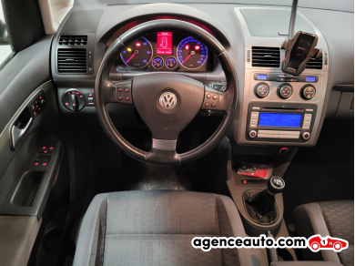 Volkswagen Touran — 14