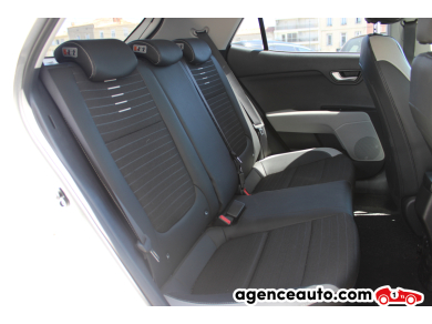 Kia Stonic — 14