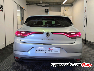 Renault Megane — 5