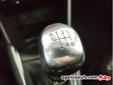 Peugeot 208 — 25