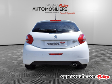 Peugeot 208 — 6