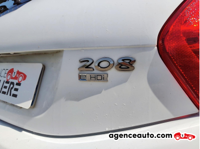 Peugeot 208 — 9