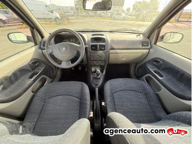 Renault Clio — 16