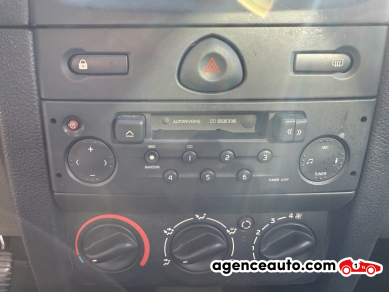 Renault Clio — 21