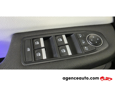 Renault Clio — 30