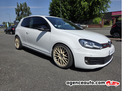 Volkswagen Golf — 4