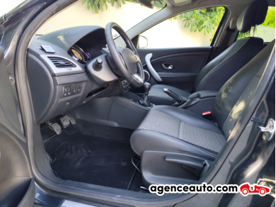 Renault Megane — 12
