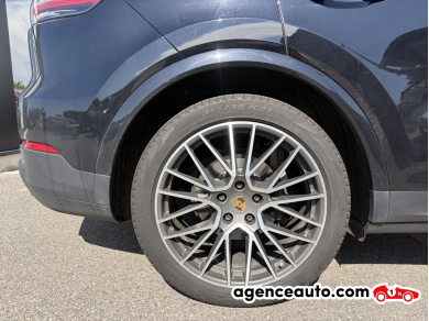 Porsche Cayenne — 35