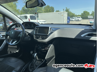 Peugeot 2008 — 15