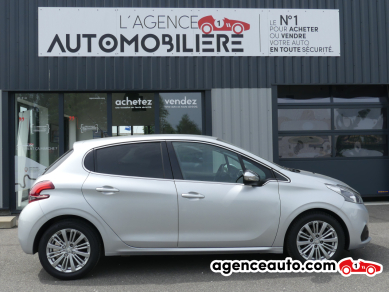 Peugeot 208 — 6