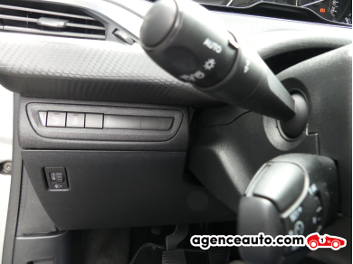 Peugeot 208 — 24