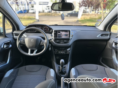 Peugeot 208 — 5