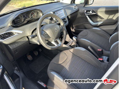Peugeot 208 — 6