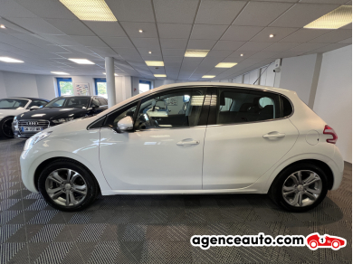 Peugeot 208 — 22