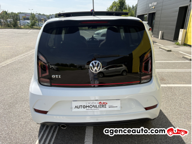 Volkswagen UP — 7