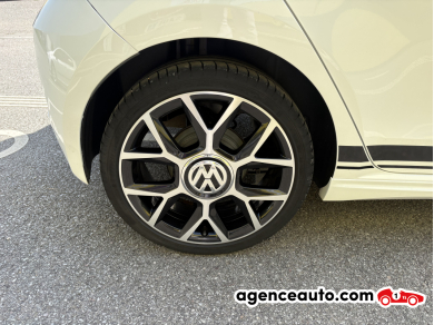 Volkswagen UP — 18