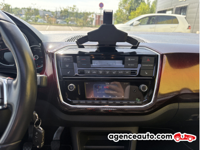 Volkswagen UP — 15