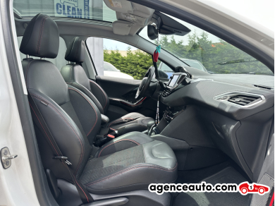 Peugeot 208 — 10