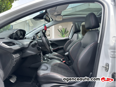 Peugeot 208 — 15