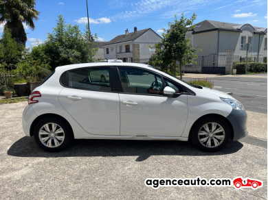 Peugeot 208 — 4