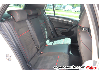 Volkswagen Golf — 27