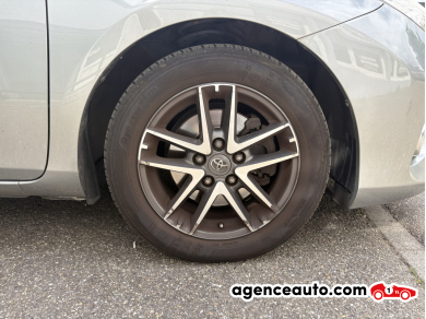 Toyota Auris — 29